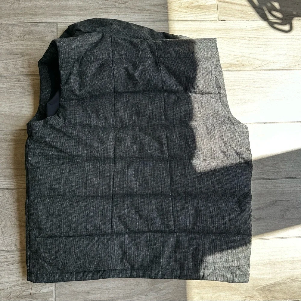 The North Face Charcoal Gray Men's Vest